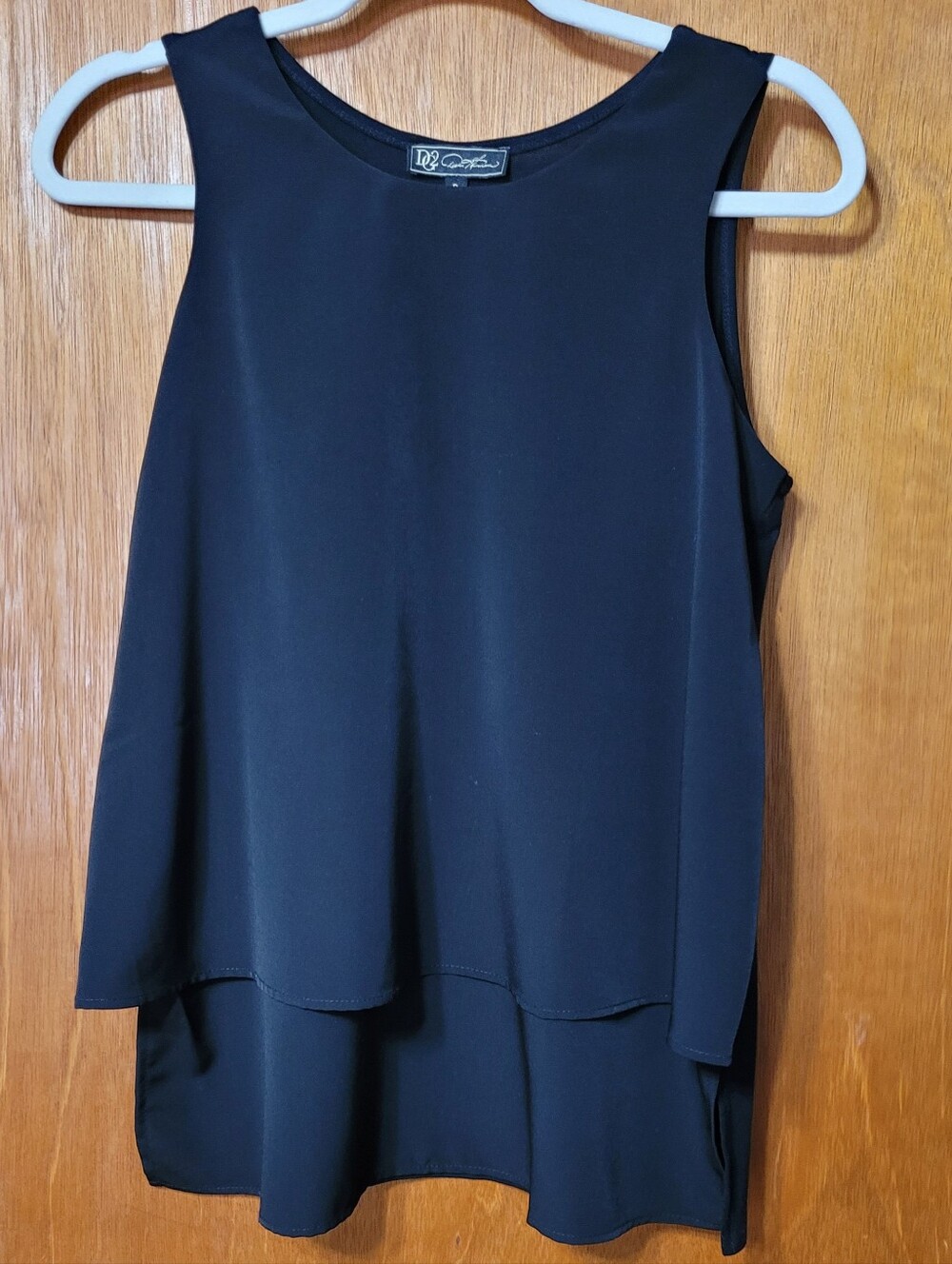 DG2 Diane Gilman Black Easy Tank Size Small (1434)